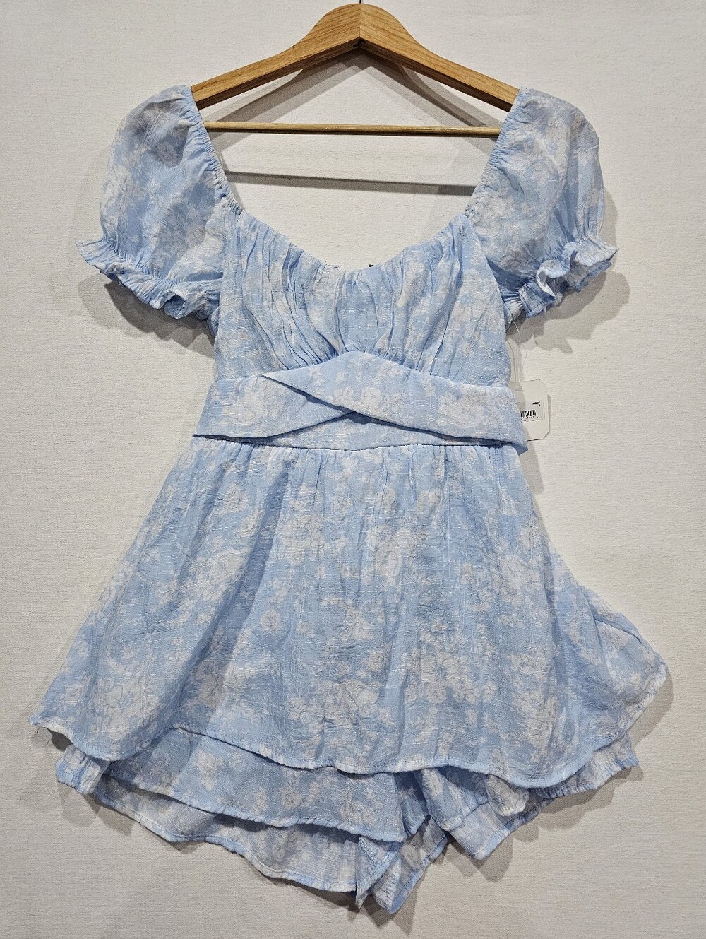 Altar'd State Light Blue Floral Puff-Sleeve Dress Shorts Romper.  New.